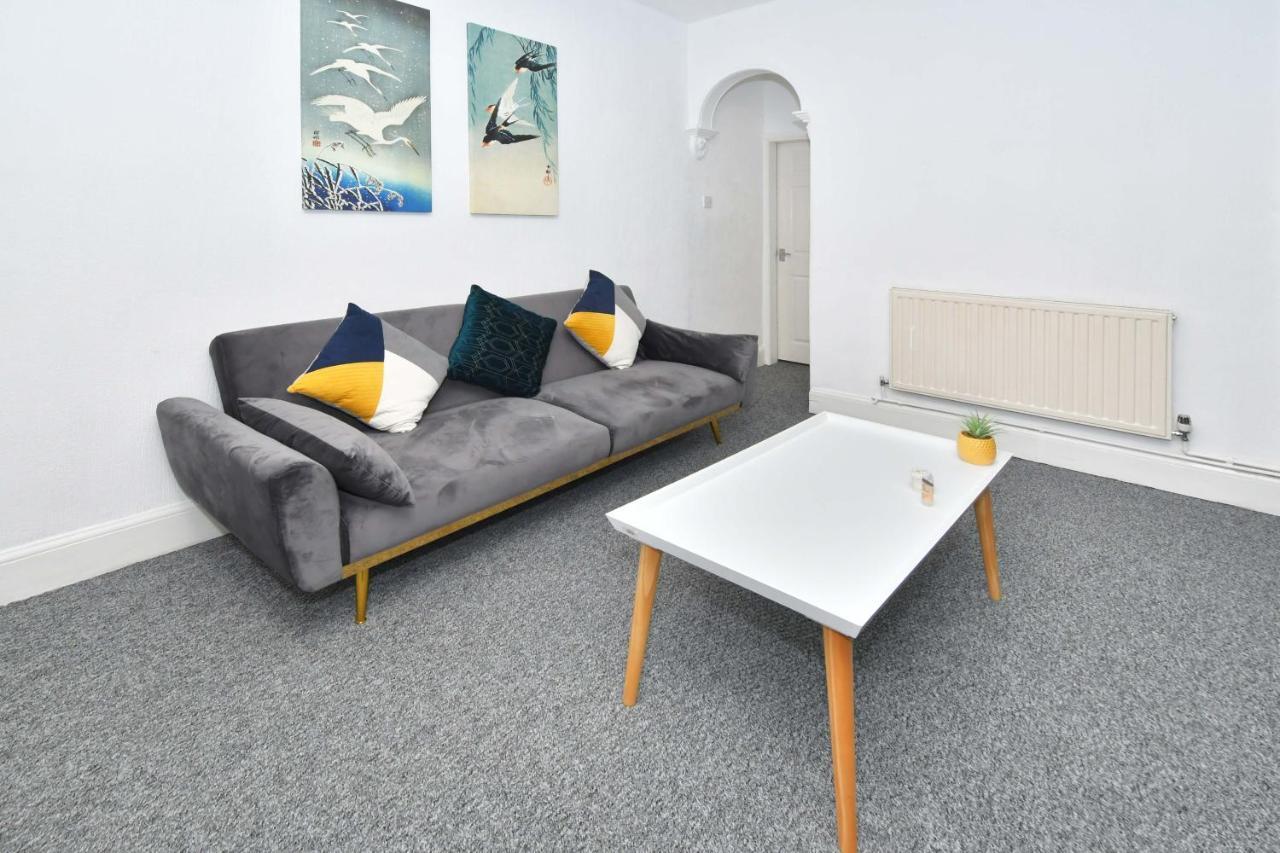 The Yellow Door By Avenew Management Serviced Apartment